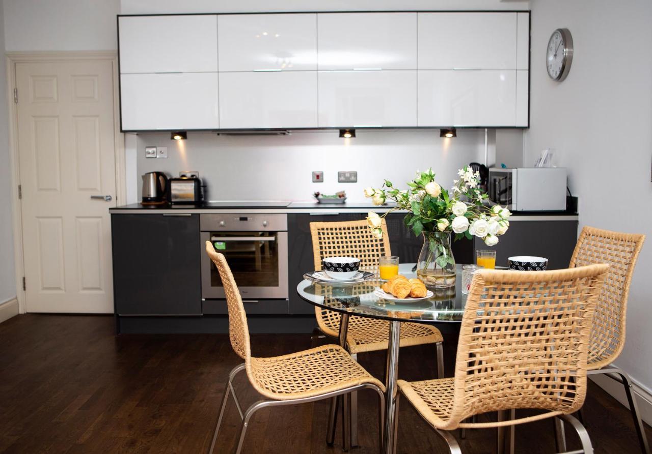 Apt 2, Trafalgar Square 2Nd Floor By Indigo Flats London Ngoại thất bức ảnh
